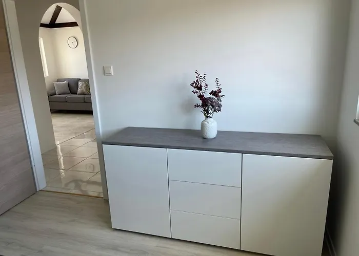 Eleni * שיבניק